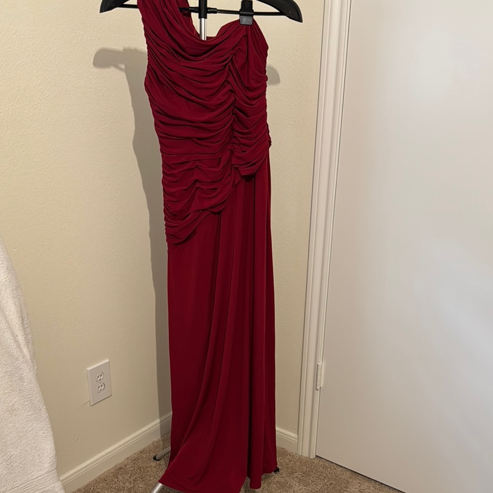 Elegant Red Evening Gown